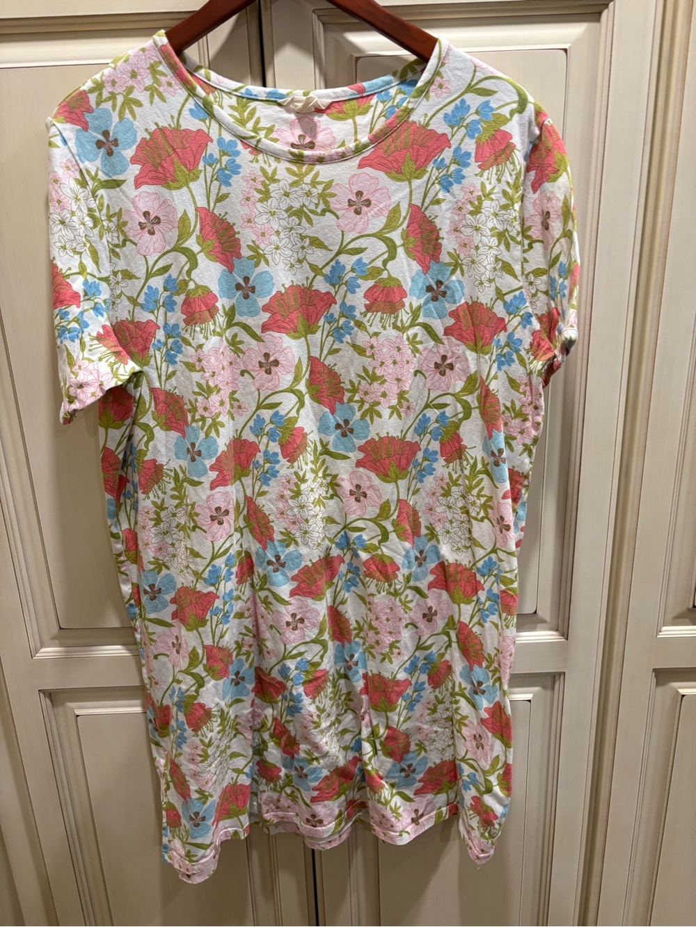 Vera Bradley Cream Floral Short-Sleeve Tee Dress with Pink & Blue Accents